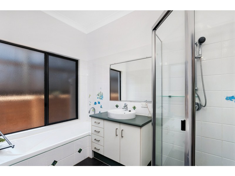 23 Greendale Close, Brinsmead QLD 4870