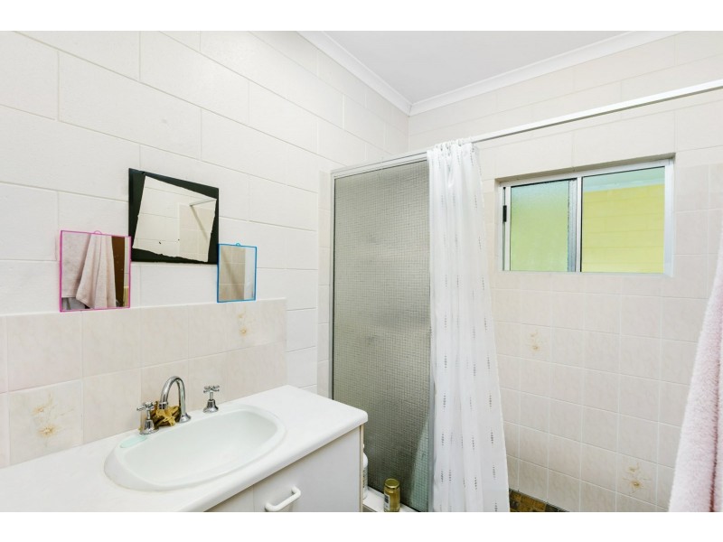 38 Ireland Crescent, Whitfield QLD 4870