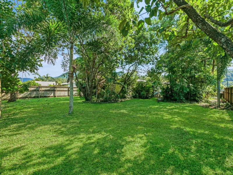 38 Ireland Crescent, Whitfield QLD 4870