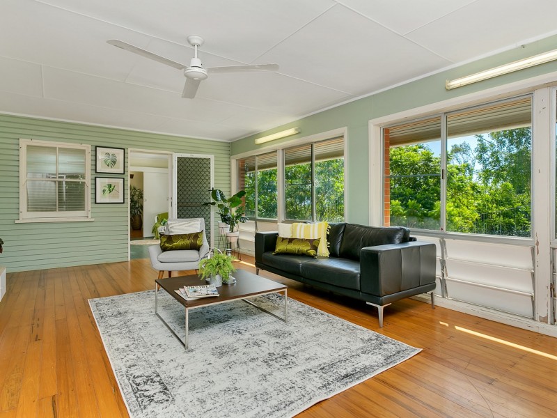 3-5 Andrew Street, Stratford QLD 4870