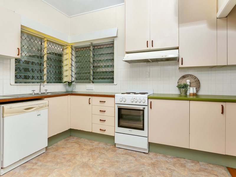 3-5 Andrew Street, Stratford QLD 4870