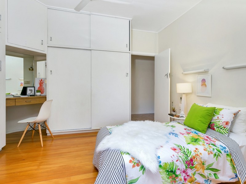 3-5 Andrew Street, Stratford QLD 4870