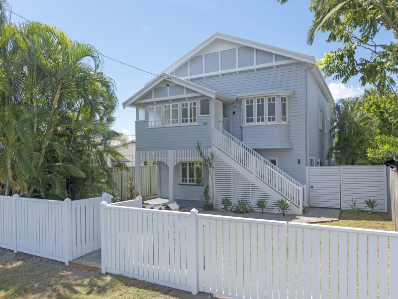 26 Ascot Avenue, Westcourt QLD 4870