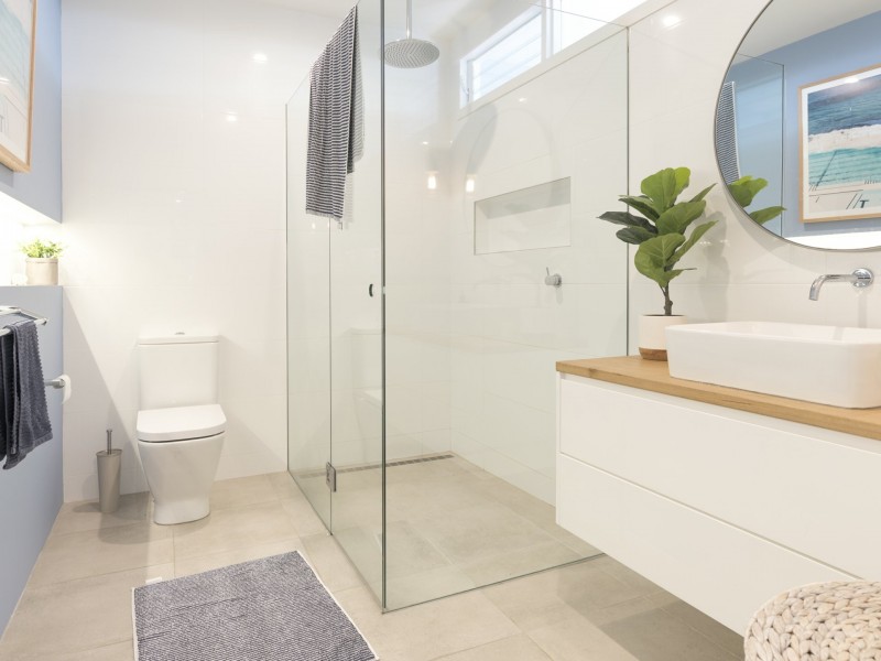 26 Ascot Avenue, Westcourt QLD 4870