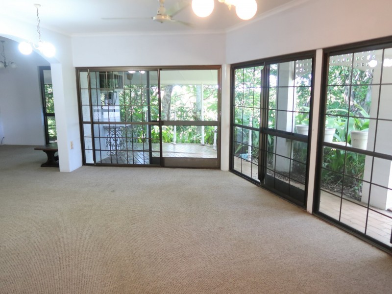 1/22 Collins Avenue, Edge Hill QLD 4870