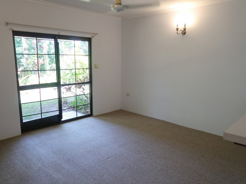 1/22 Collins Avenue, Edge Hill QLD 4870