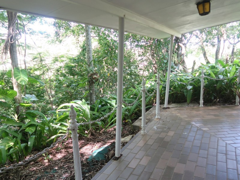 1/22 Collins Avenue, Edge Hill QLD 4870