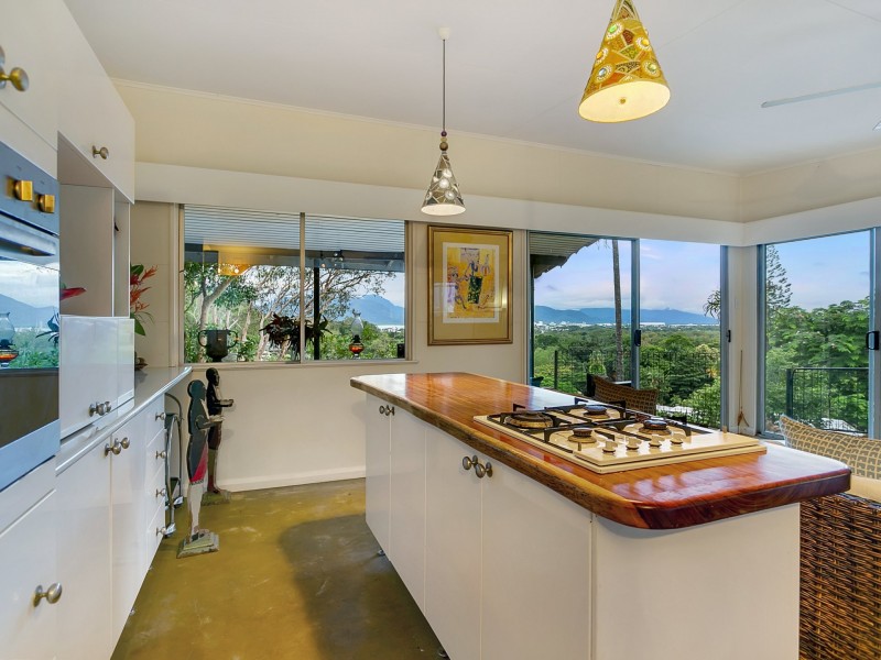 549 McCormack Street, Edge Hill QLD 4870