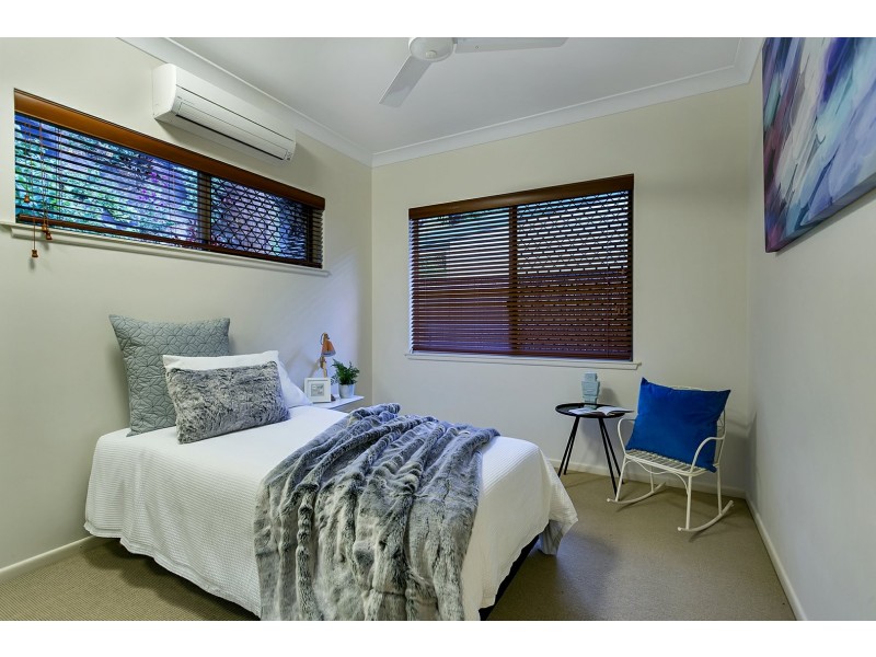 35 Lum Jim Street, Redlynch QLD 4870