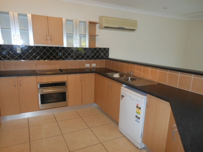 17 Findlay Street, Brinsmead QLD 4870