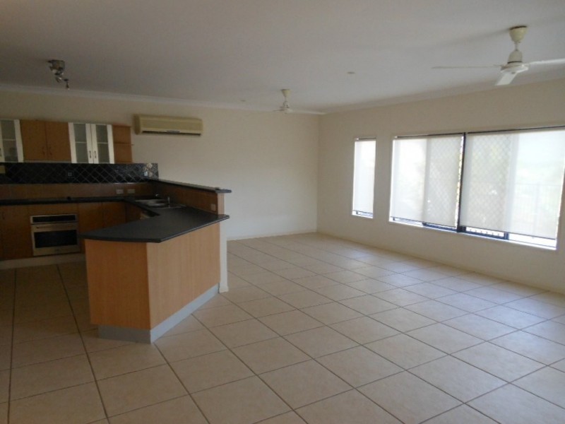 17 Findlay Street, Brinsmead QLD 4870