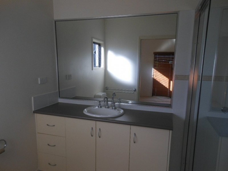 17 Findlay Street, Brinsmead QLD 4870