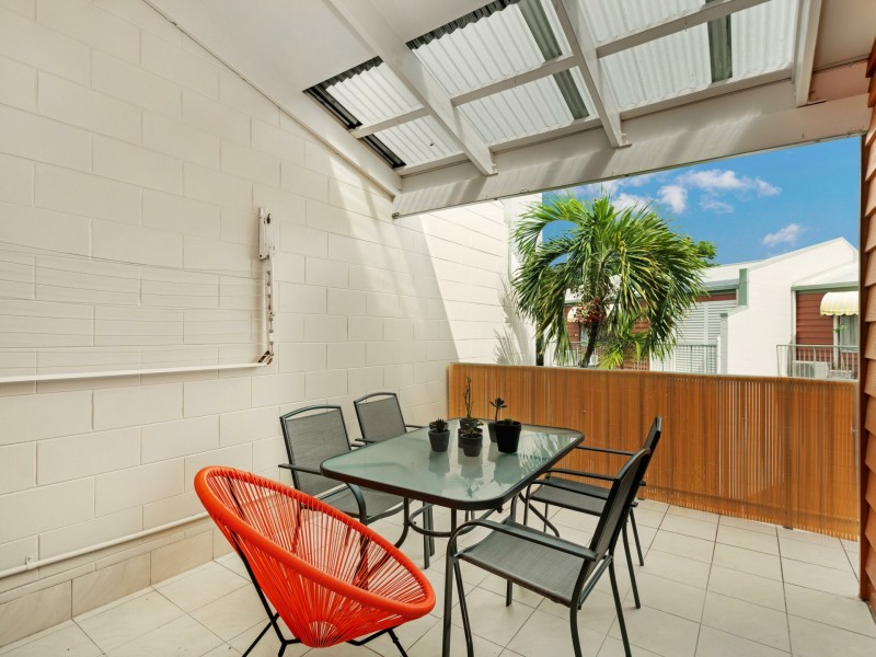 1/16-20 Rutherford Street, Yorkeys Knob QLD 4878