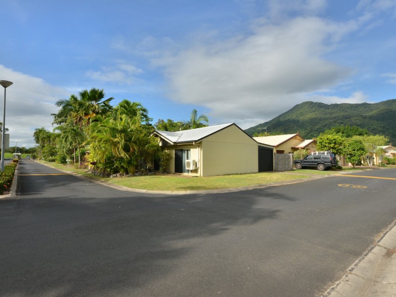 55/2-6 Lake Placid Road, Caravonica QLD 4878