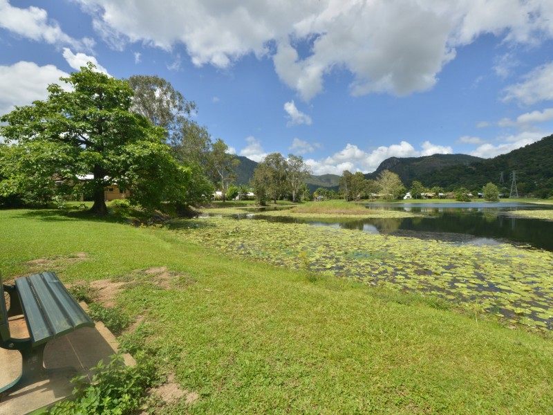 55/2-6 Lake Placid Road, Caravonica QLD 4878