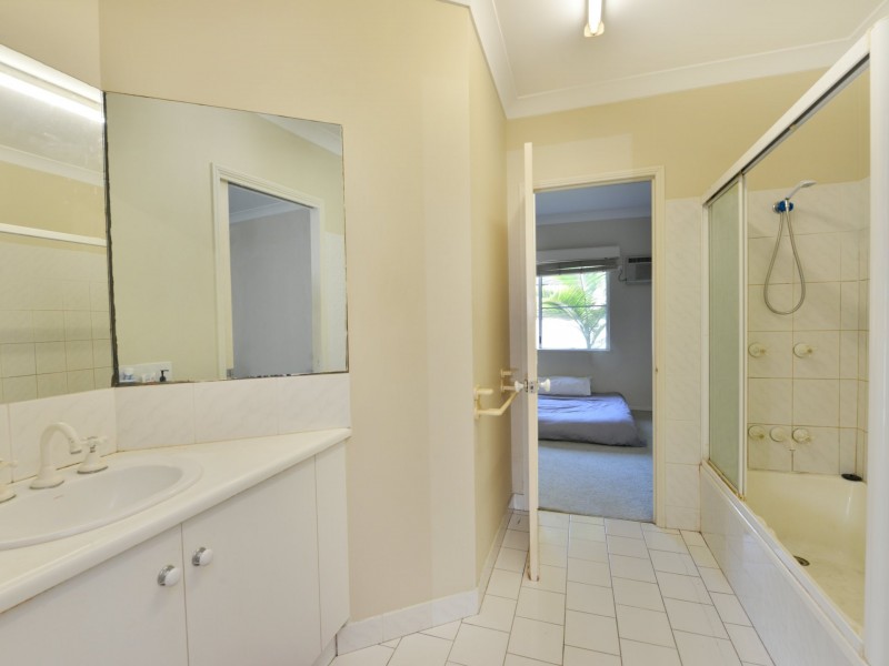 6/60 Charles Street, Manunda QLD 4870