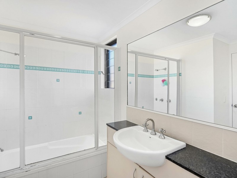 12/3-7 Nellie Street, Parramatta Park QLD 4870