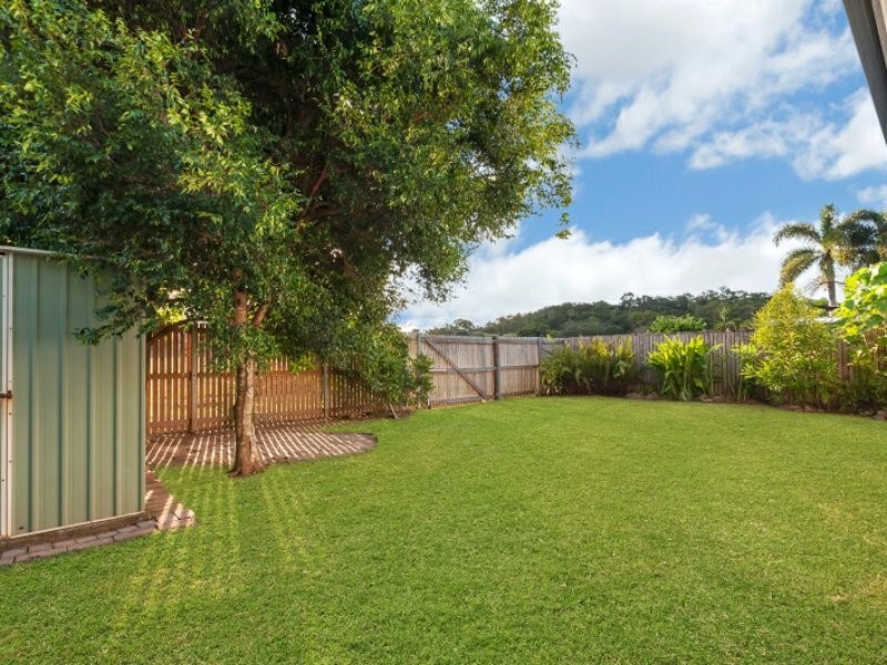 22 Davis Close, Manoora QLD 4870