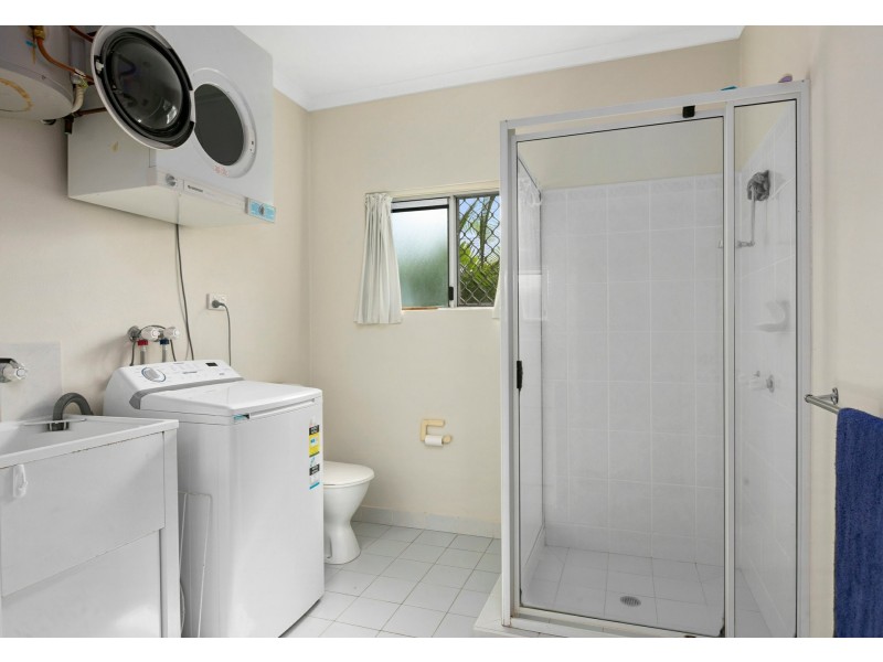 10/401-409 McCoombe Street, Mooroobool QLD 4870