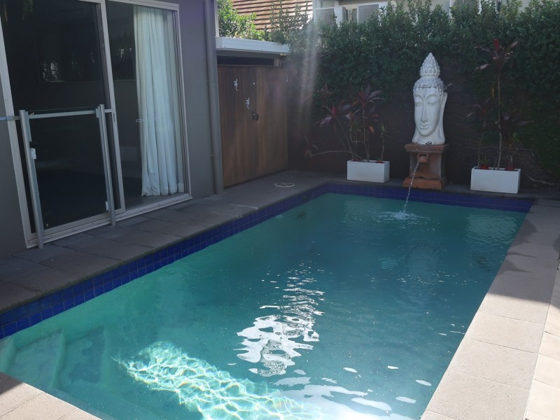 9 Gamburra Drive, Redlynch QLD 4870