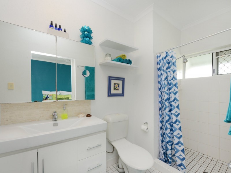 5/346-348 McCoombe Street, Mooroobool QLD 4870