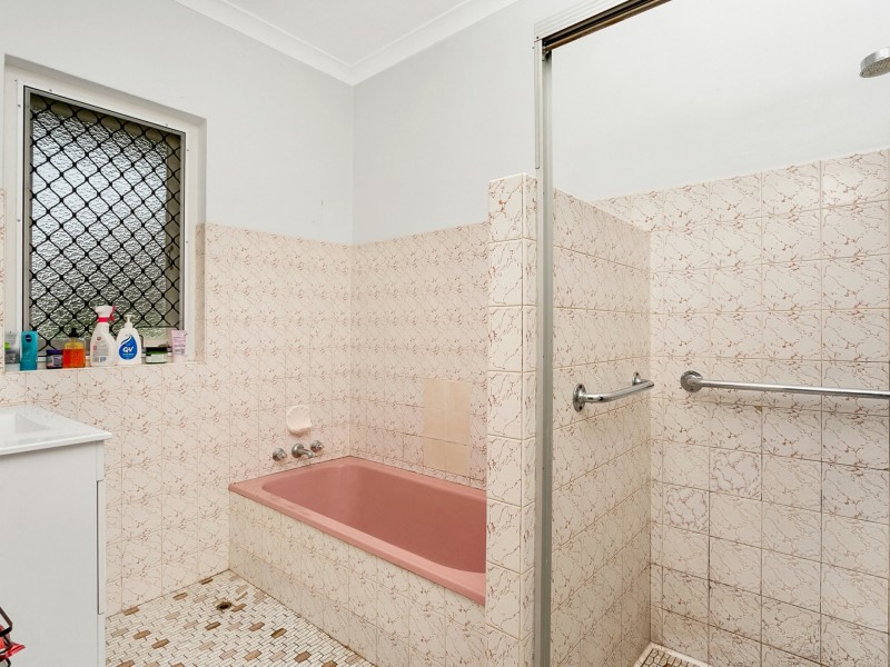 165 Hoare Street, Manunda QLD 4870