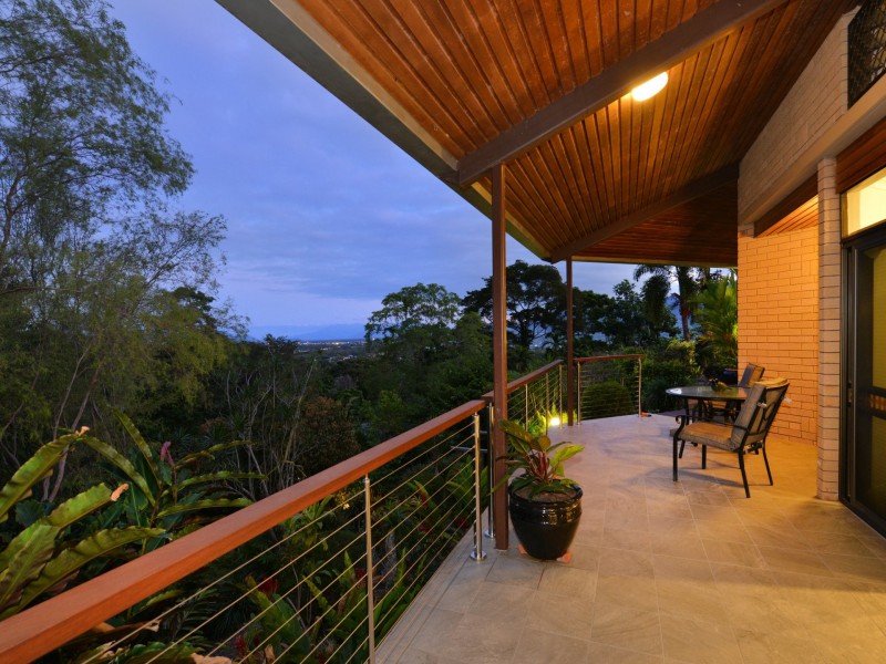 13 Temora Close, Edge Hill QLD 4870