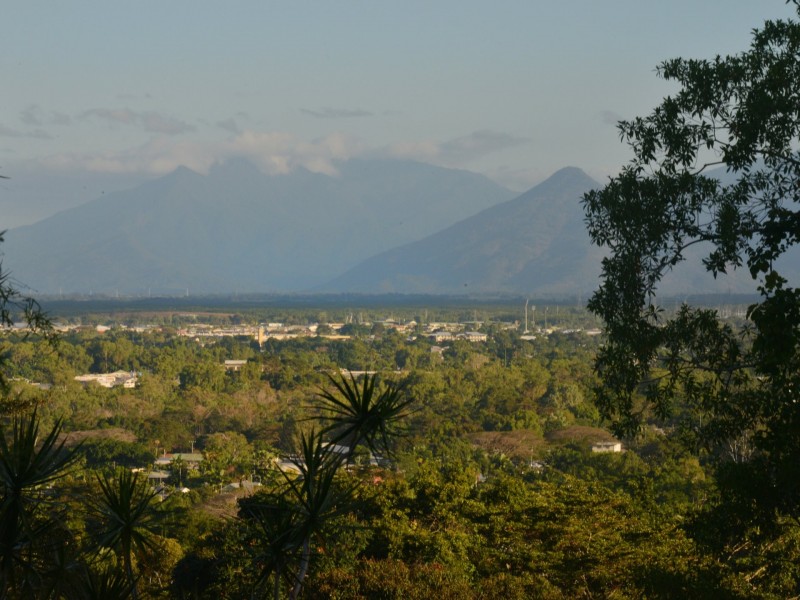 13 Temora Close, Edge Hill QLD 4870