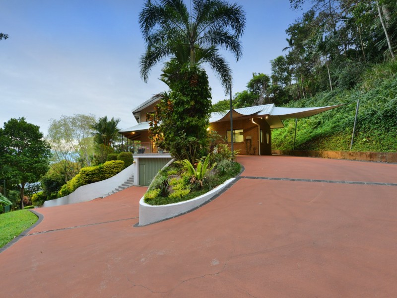 13 Temora Close, Edge Hill QLD 4870