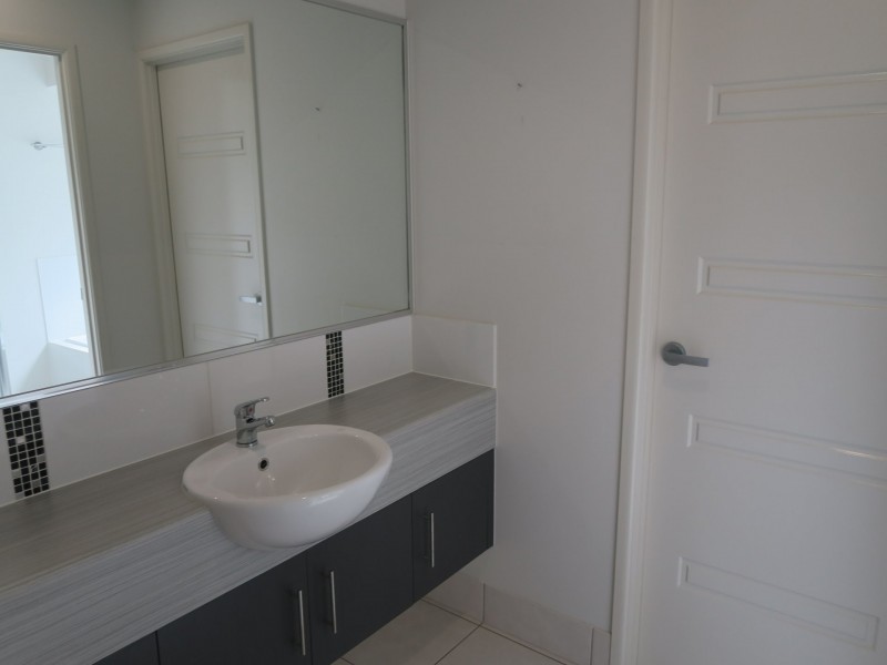 18 Edge Close, Kewarra Beach QLD 4879