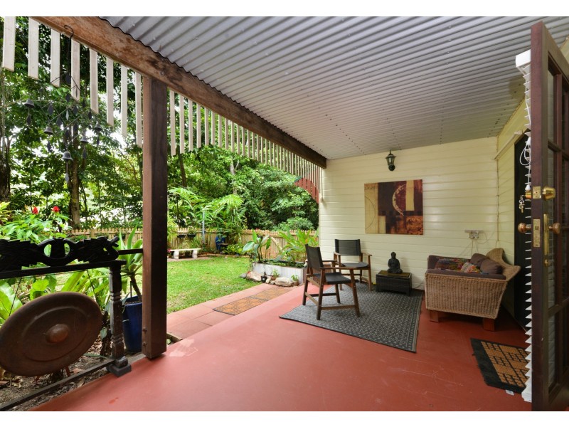 4 Cycas Close, Kamerunga QLD 4870