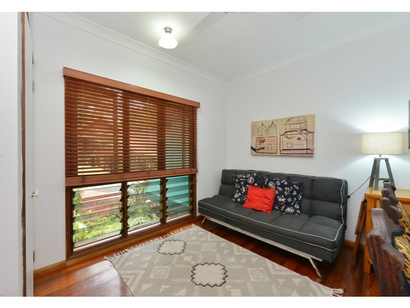 4 Cycas Close, Kamerunga QLD 4870