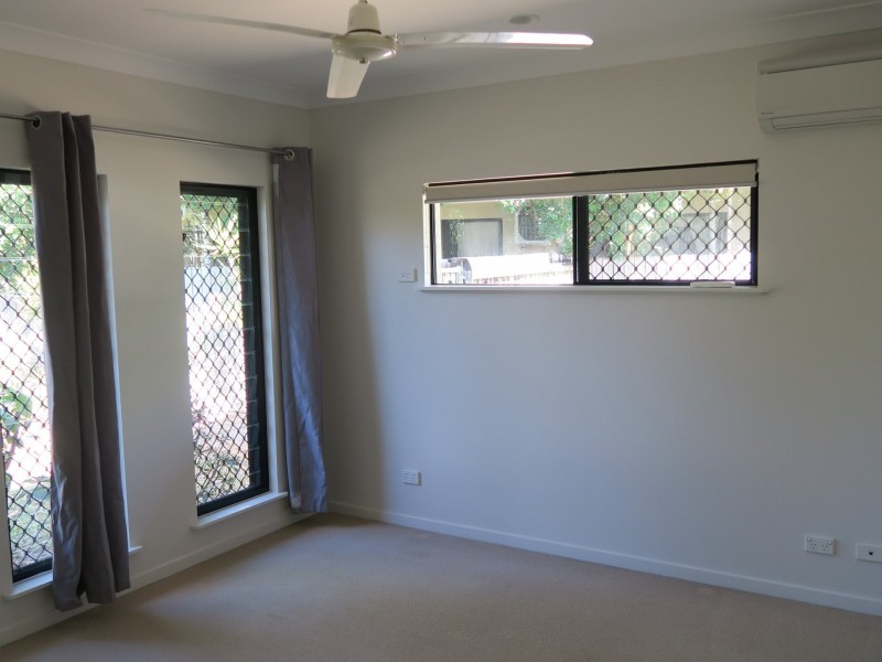 2 Venice Close, Kewarra Beach QLD 4879