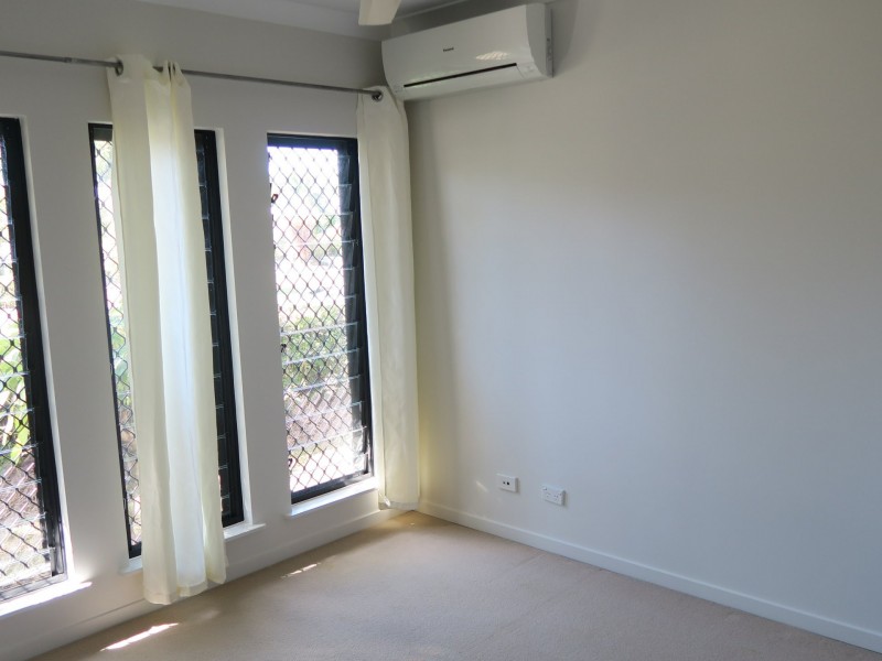 2 Venice Close, Kewarra Beach QLD 4879