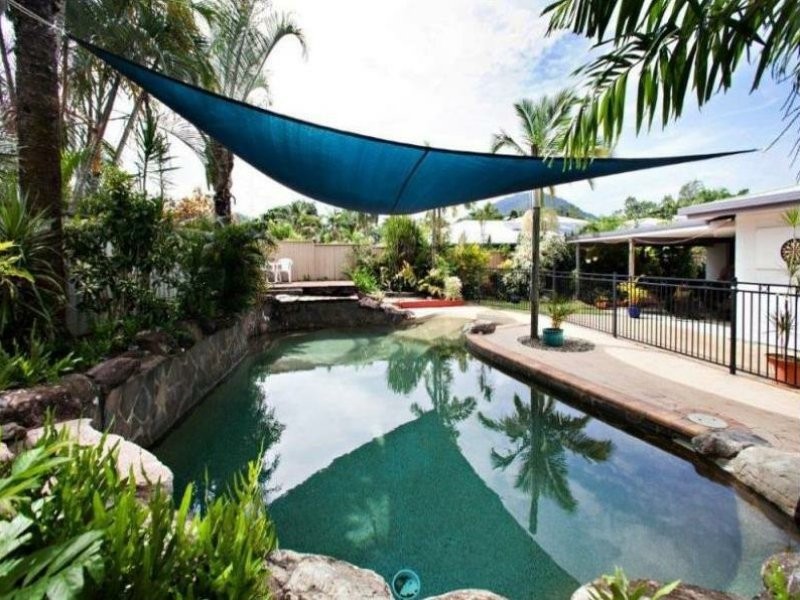 14-16 Leon Close, Brinsmead QLD 4870