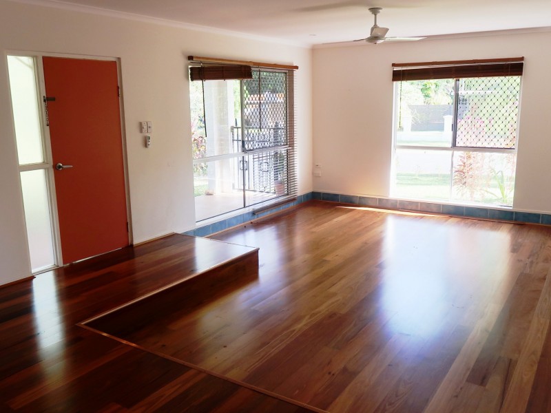 14-16 Leon Close, Brinsmead QLD 4870