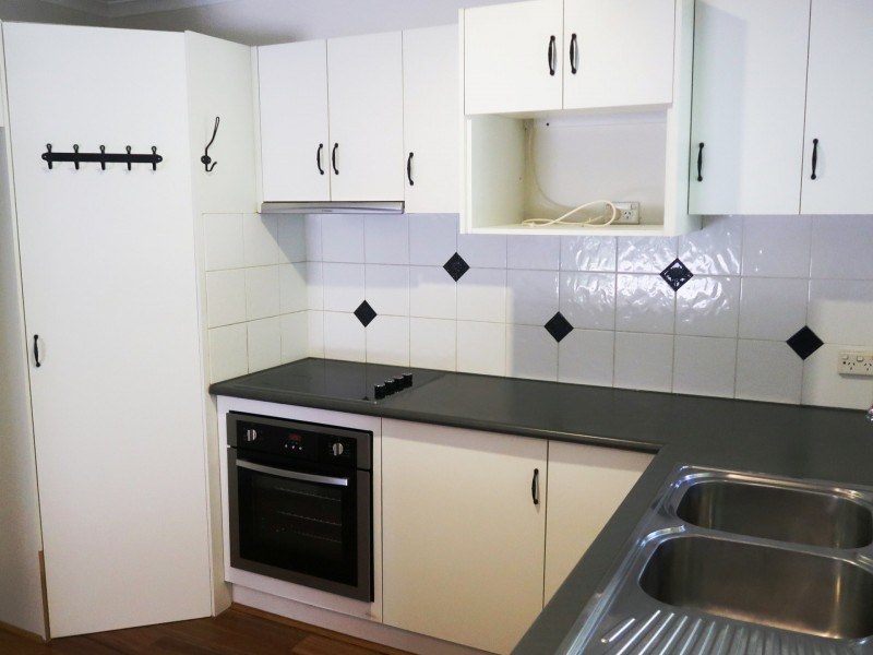 14-16 Leon Close, Brinsmead QLD 4870