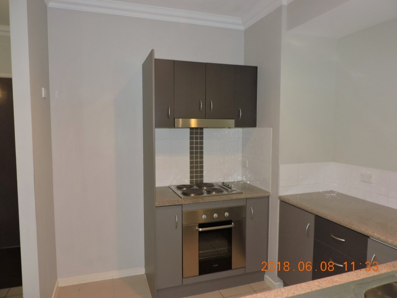 4/83 Hayward Street, Mooroobool QLD 4870