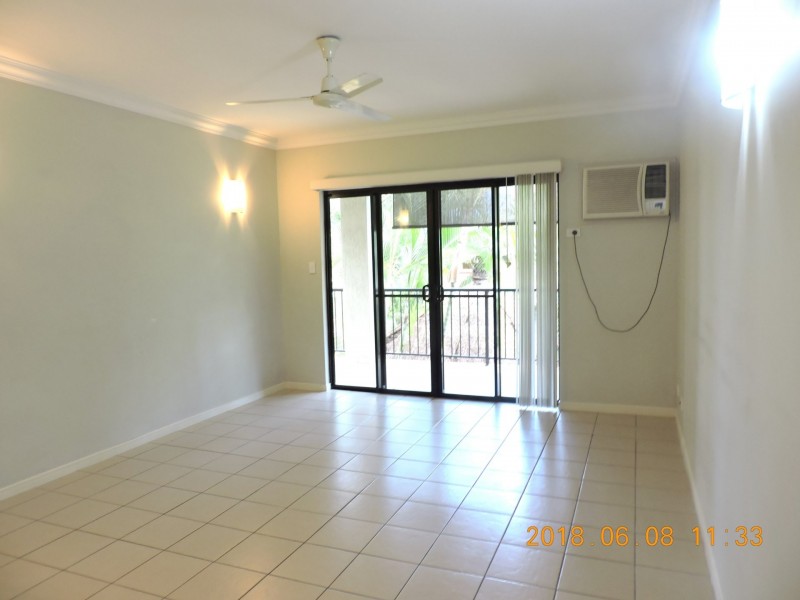 4/83 Hayward Street, Mooroobool QLD 4870