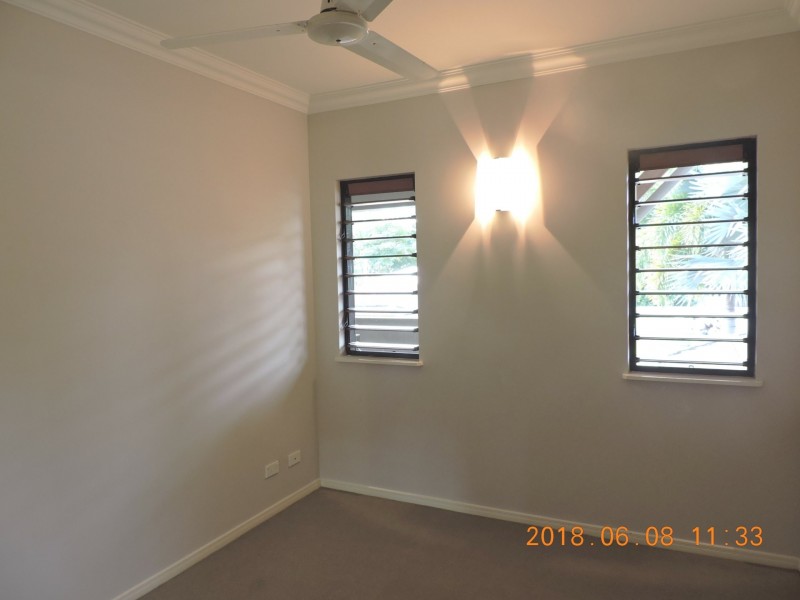 4/83 Hayward Street, Mooroobool QLD 4870