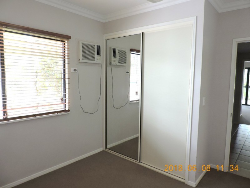 4/83 Hayward Street, Mooroobool QLD 4870