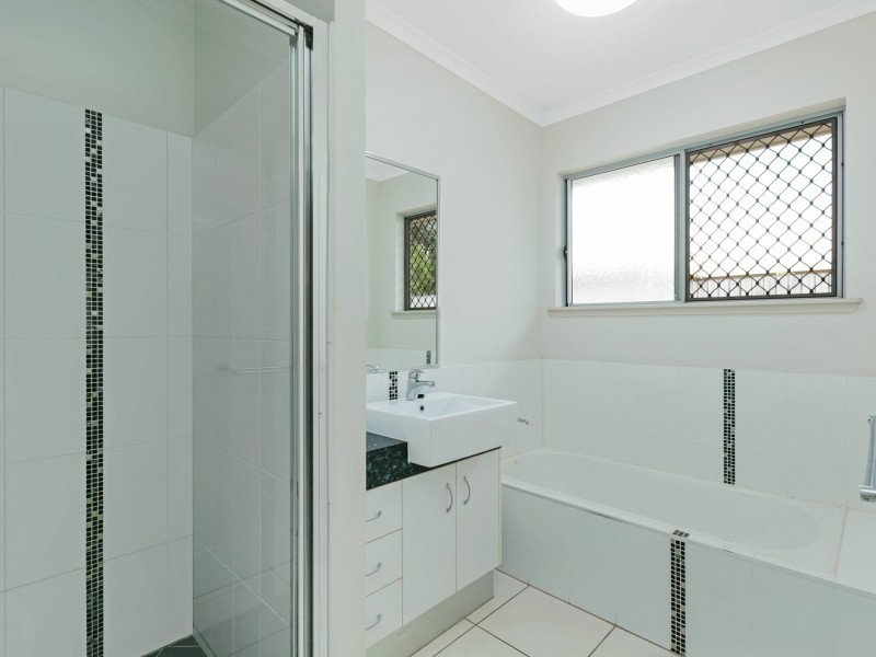10 Mullock Place, Edmonton QLD 4869