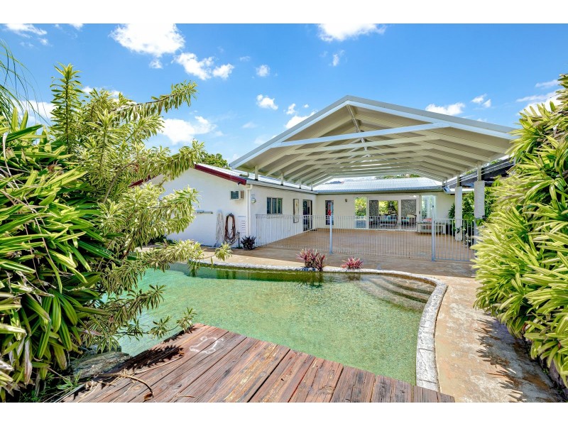 32-34 Kevin Street, Whitfield QLD 4870
