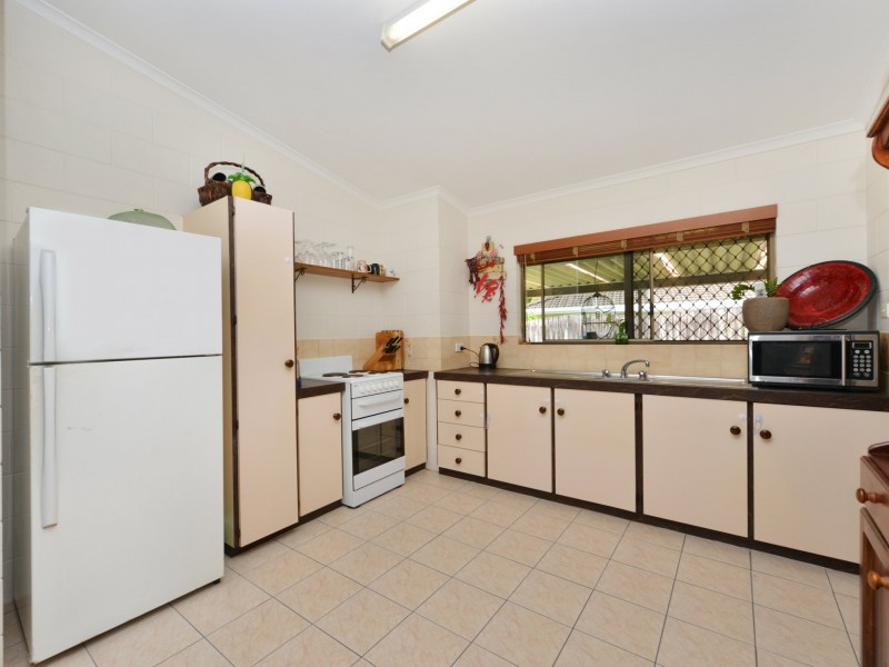 3 Redwood Street, Whitfield QLD 4870