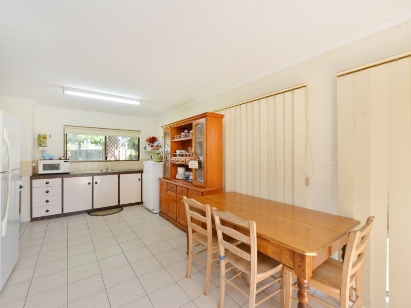3 Redwood Street, Whitfield QLD 4870