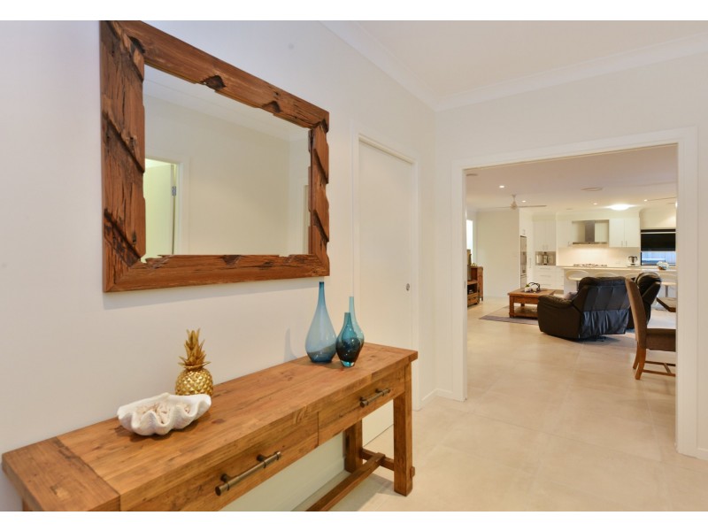 2 Selwyn Circuit, Trinity Park QLD 4879