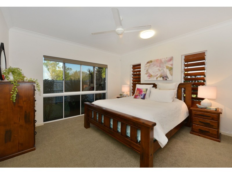 2 Selwyn Circuit, Trinity Park QLD 4879