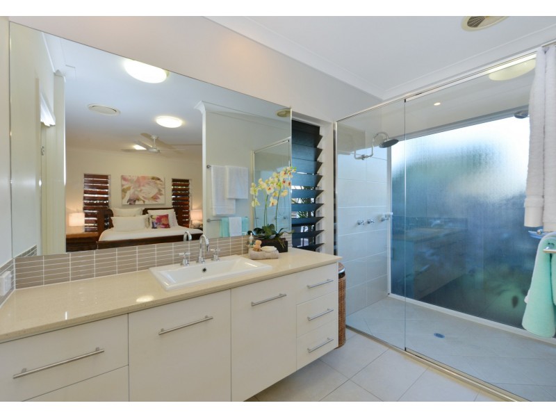 2 Selwyn Circuit, Trinity Park QLD 4879