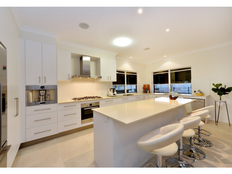 2 Selwyn Circuit, Trinity Park QLD 4879