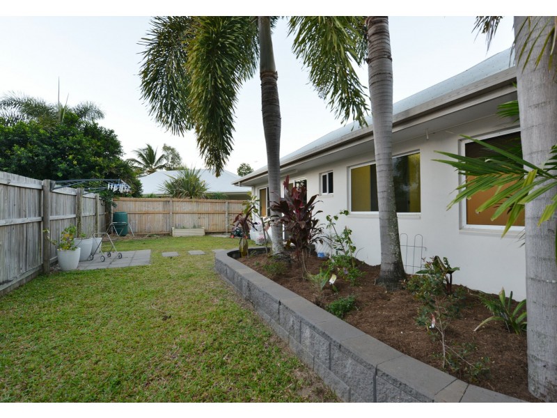 2 Selwyn Circuit, Trinity Park QLD 4879